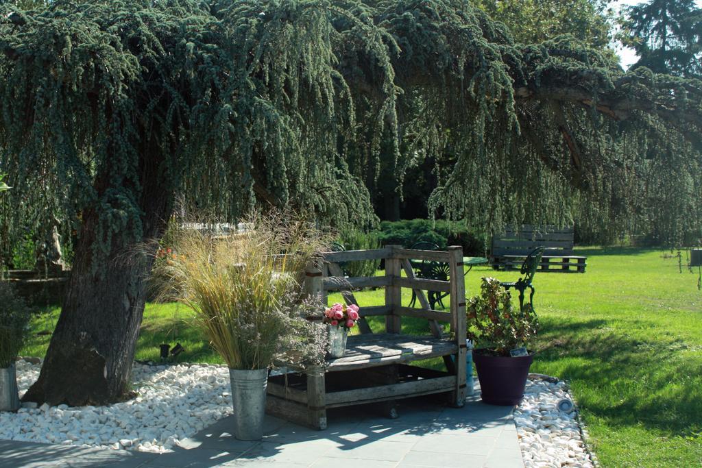 مبيت وإفطار مانيي لي أمو Maison Prairie Bonheur المظهر الخارجي الصورة