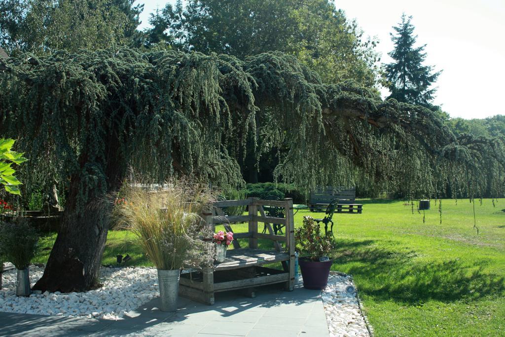 مبيت وإفطار مانيي لي أمو Maison Prairie Bonheur المظهر الخارجي الصورة
